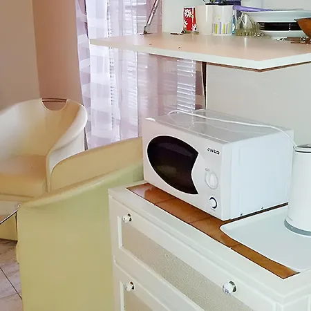 роси *